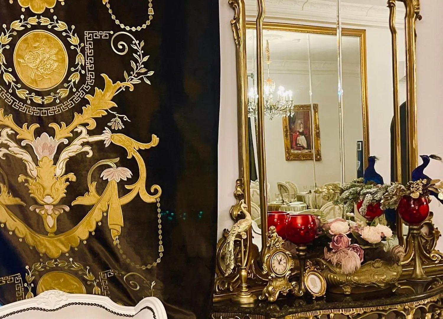 Conacul Coroanei Luxury Boutique Hotel Βουκουρέστι 5*,
