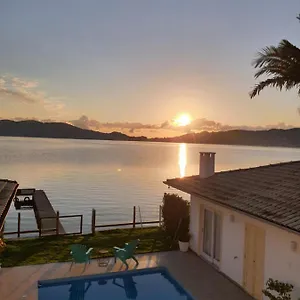Guest house Girassois Da Lagoa - ***