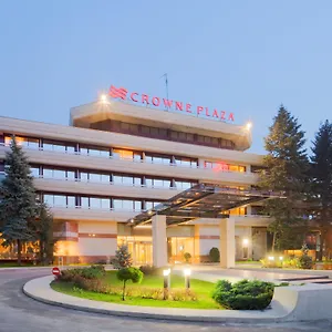 מלון Crowne Plaza By Ihg