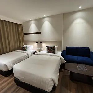 Presidency Airport 4*, Kochi הודו