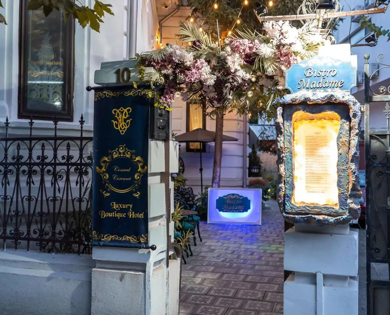 Conacul Coroanei Luxury Boutique Hotel Bukareszt