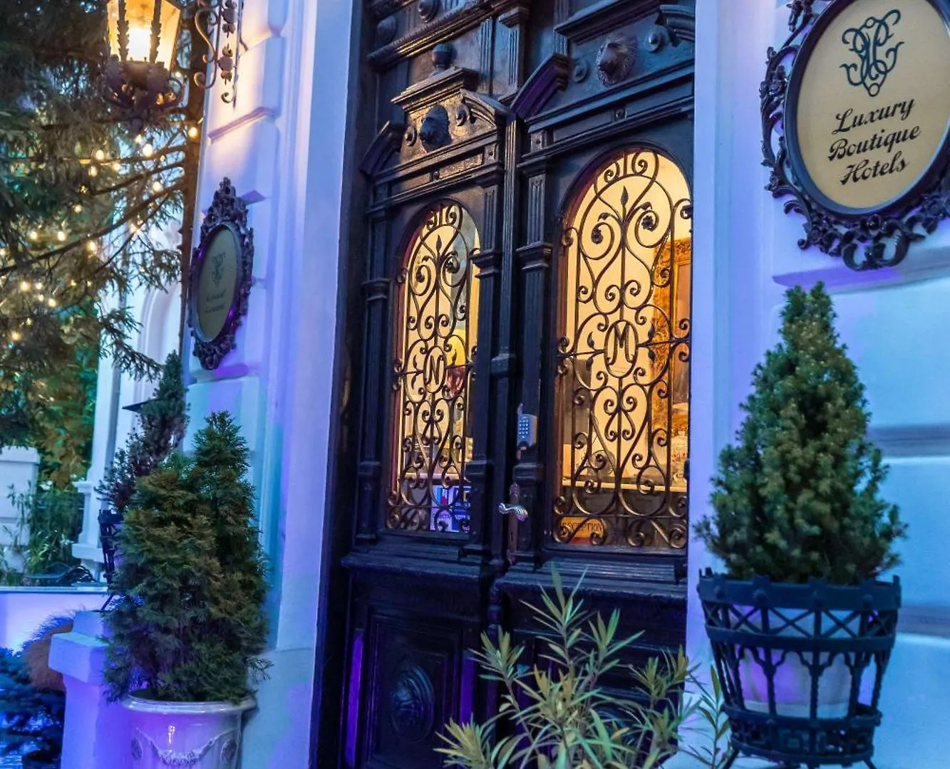 Conacul Coroanei Luxury Boutique Hotel Bucharest