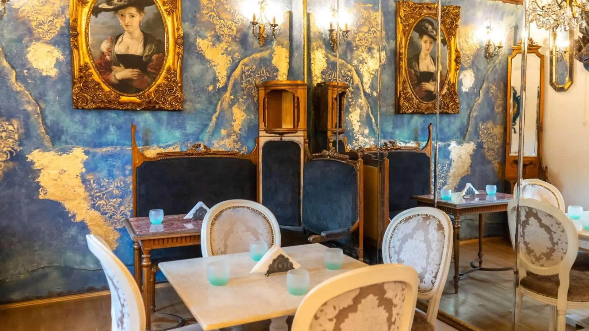Conacul Coroanei Luxury Boutique Hotel Bukareszt