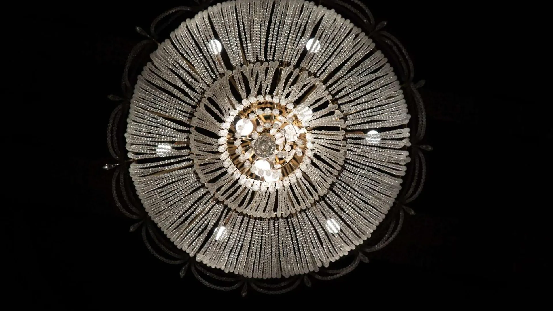 Conacul Coroanei Luxury Boutique Hotel Bucharest