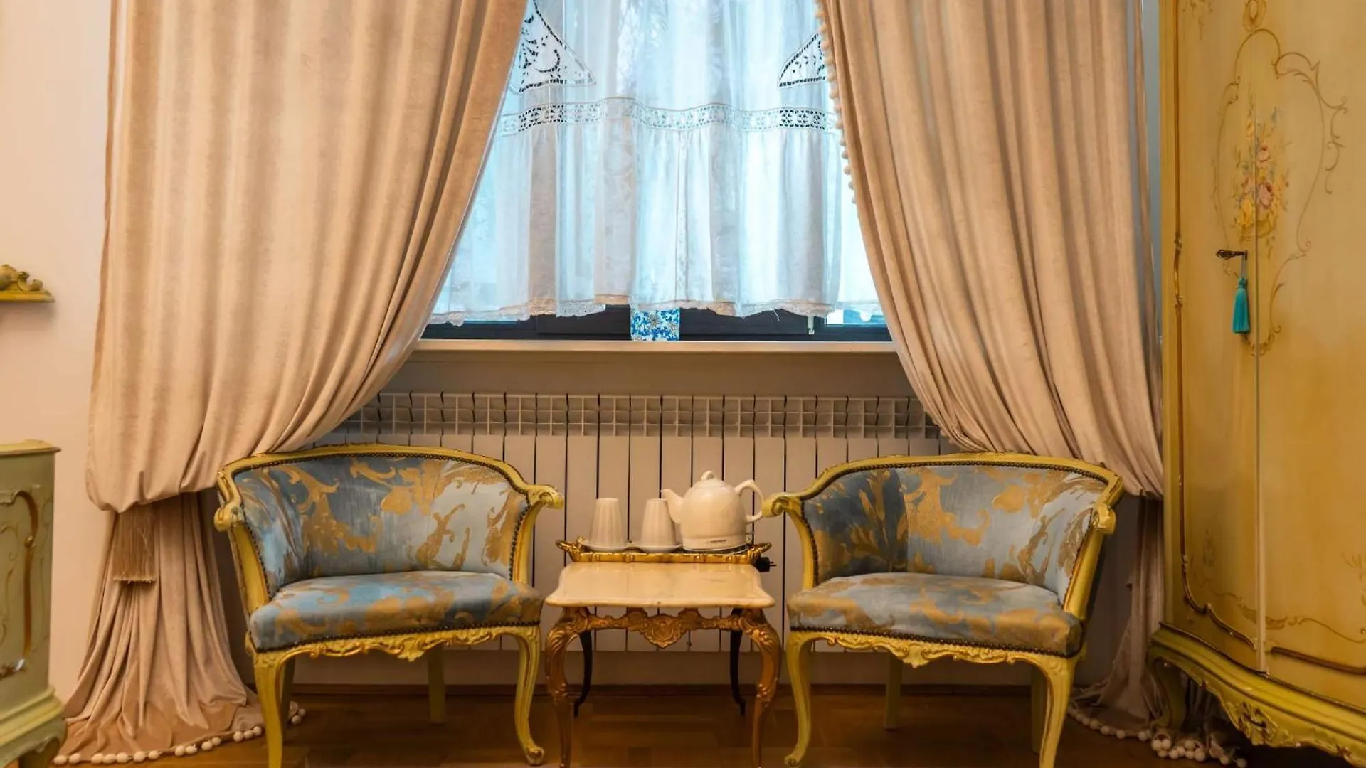 Conacul Coroanei Luxury Boutique Hotel Bukareszt