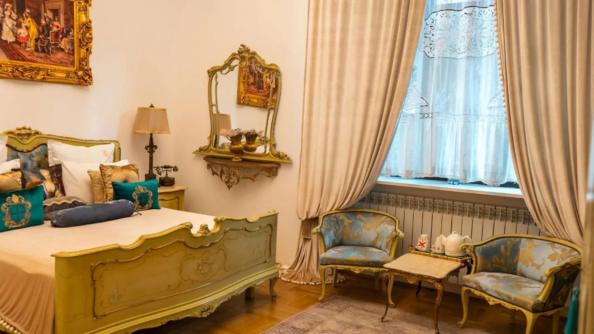 Conacul Coroanei Luxury Boutique Hotel Bukareszt