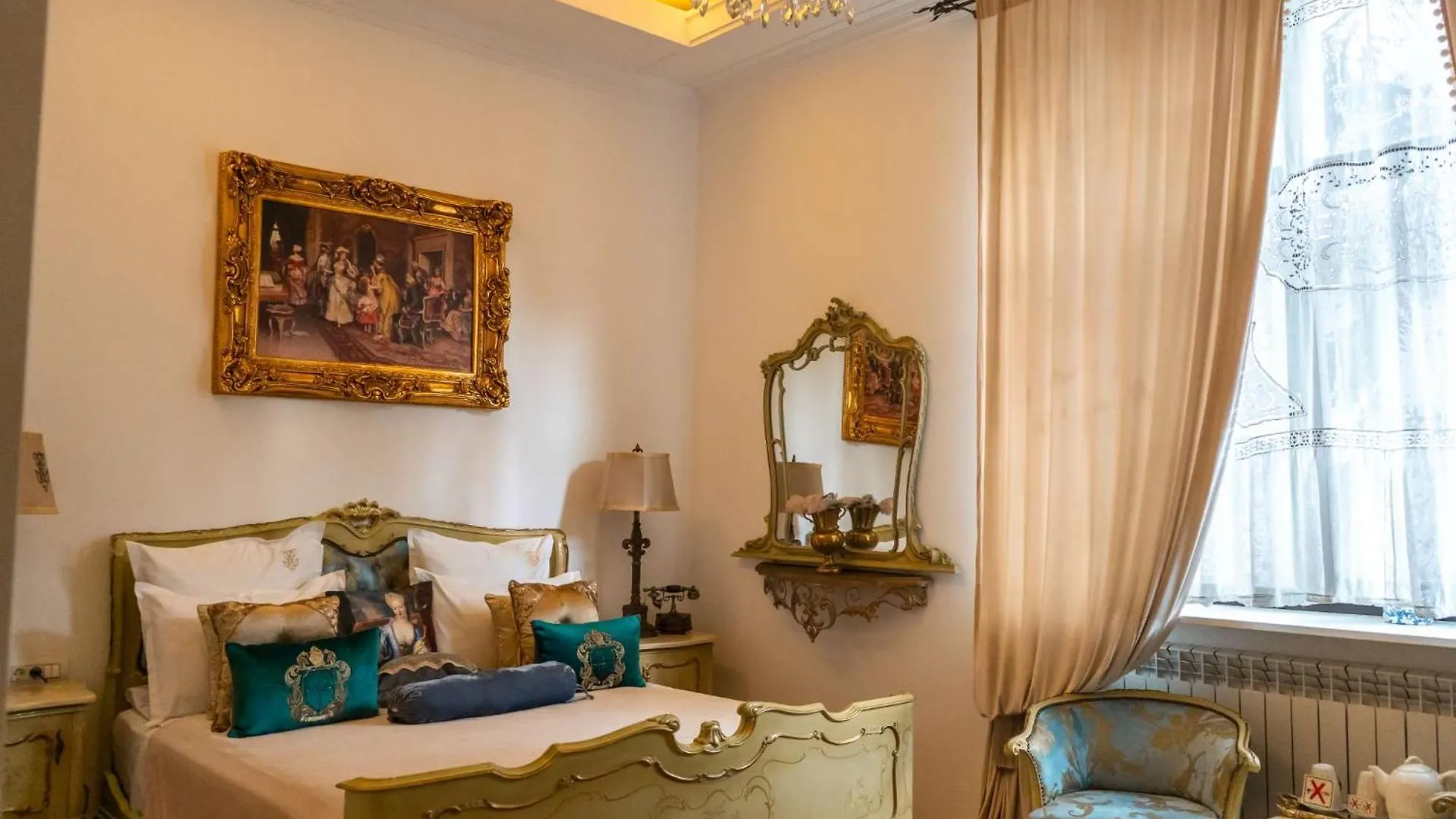 *****  Conacul Coroanei Luxury Boutique Hotel Bucharest Romania