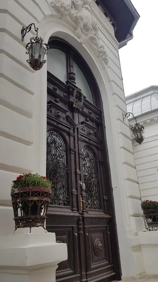 Conacul Coroanei Luxury Boutique Hotel Bucharest