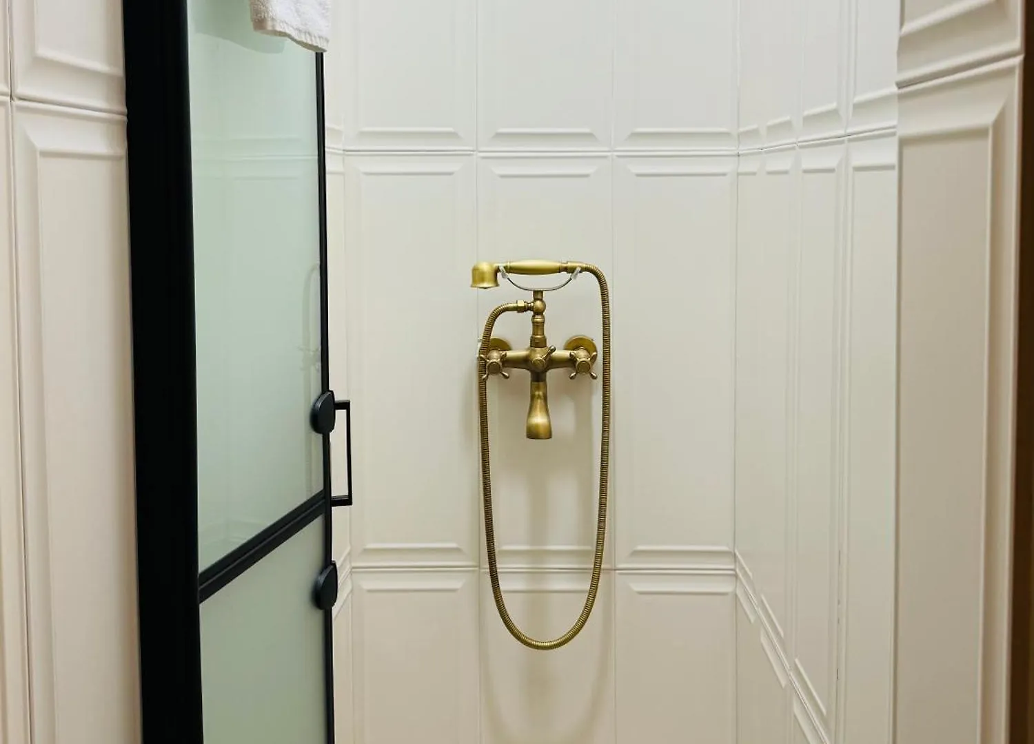 Conacul Coroanei Luxury Boutique Hotel Boekarest 5*,  Roemenië