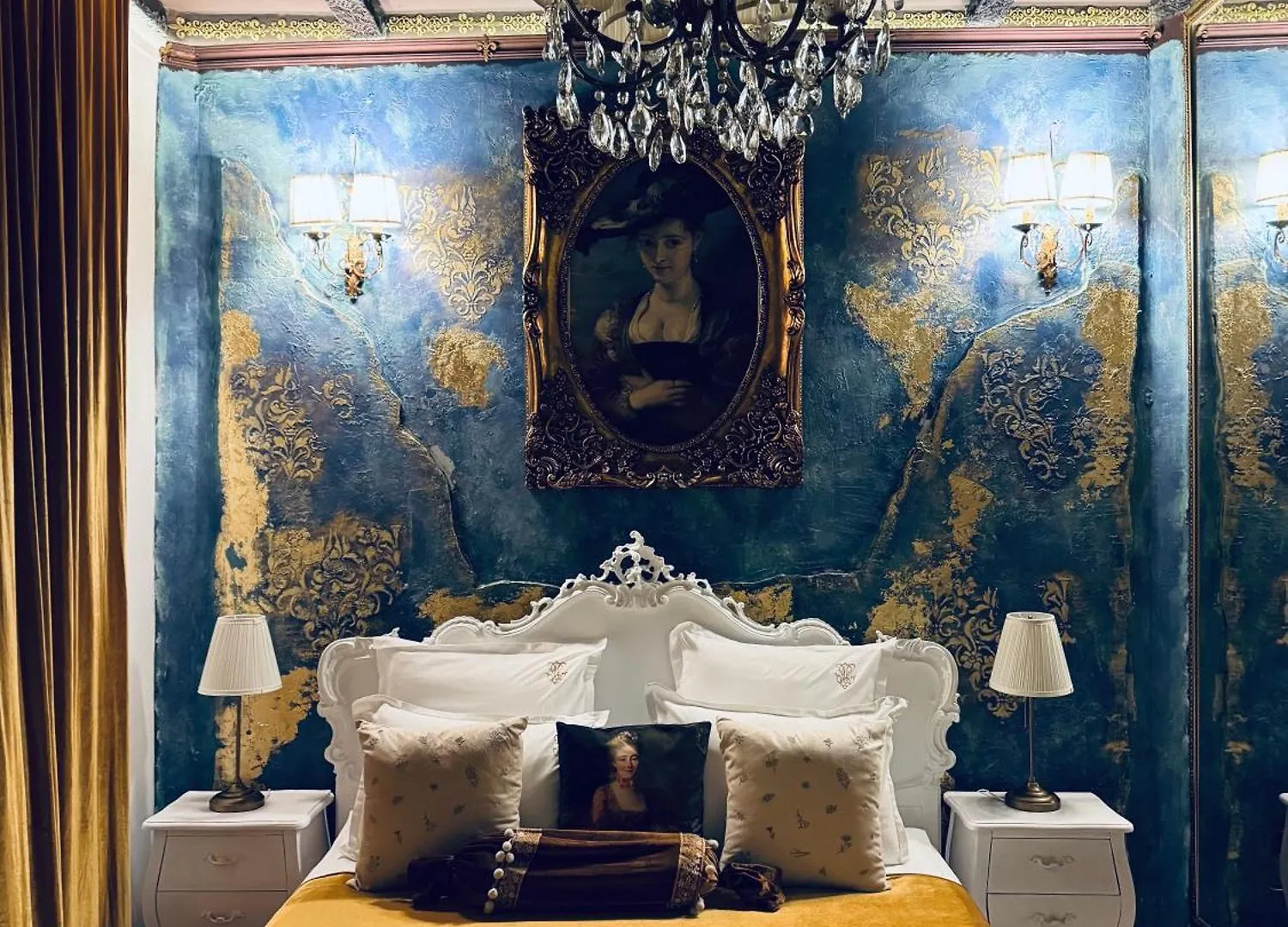 Conacul Coroanei Luxury Boutique Hotel Bukarest